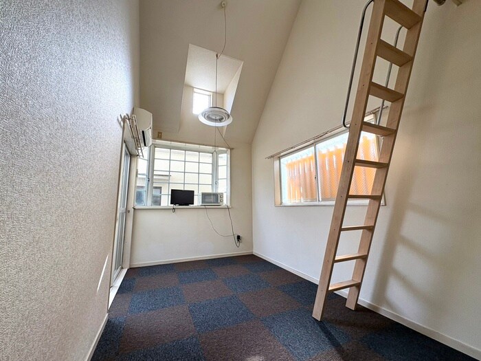 物件内観写真8　(居室)