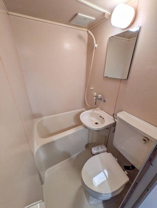 バス／シャワールーム等