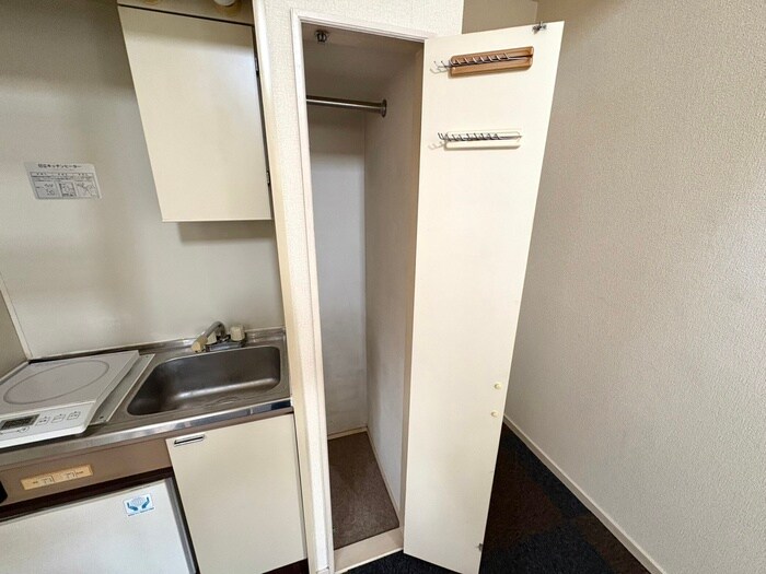 物件内観写真17　(収納)