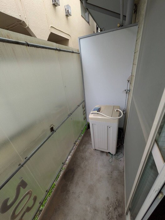 物件内観写真21　(洗濯機置場)