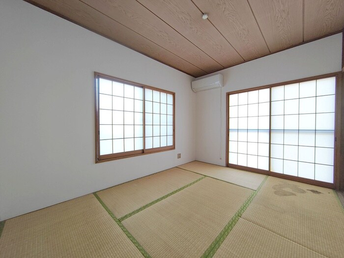 物件内観写真7　(居室)