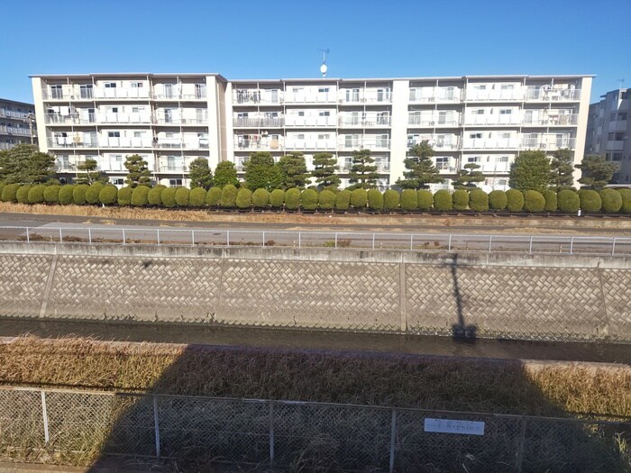 物件内観写真19　(室内からの展望)