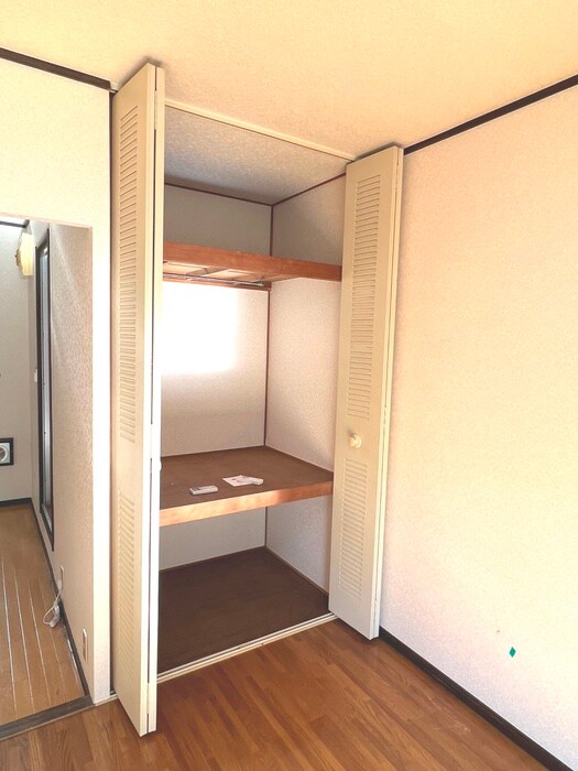 物件内観写真13　(収納)