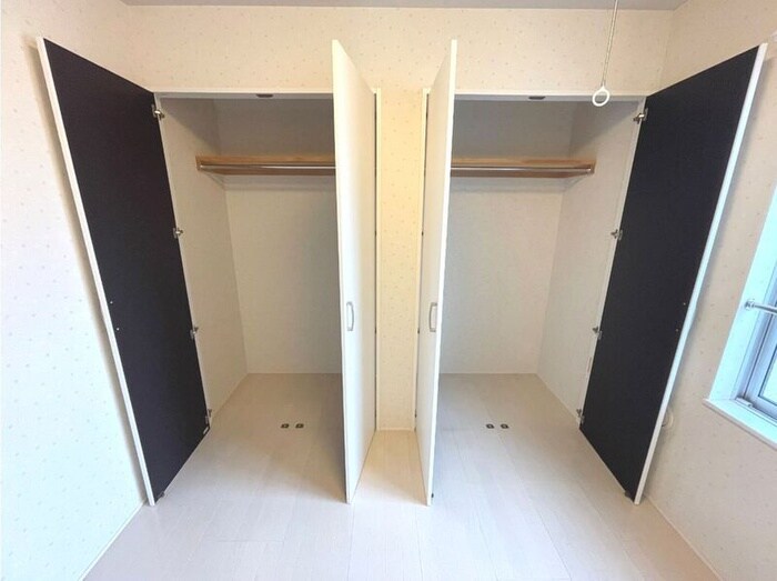 物件内観写真8　(収納)