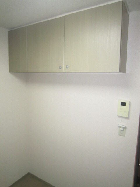 物件内観写真7　(収納)