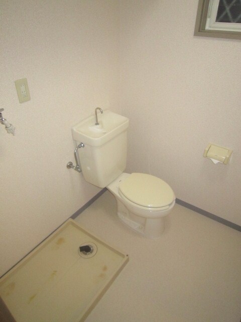 物件内観写真13　(トイレ)