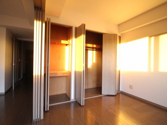 物件内観写真12　(収納)