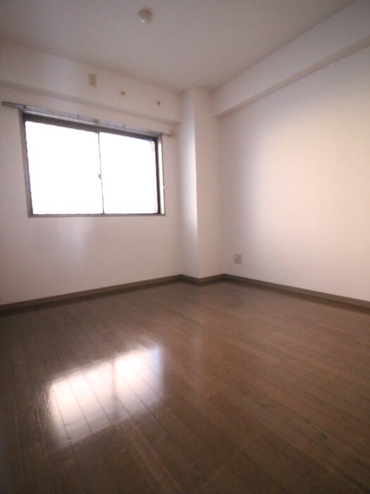 物件内観写真18　(居室)