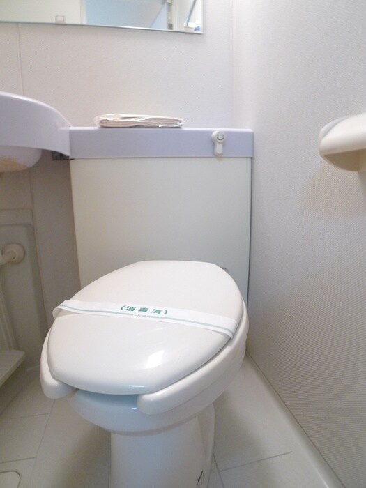 物件内観写真16　(トイレ)