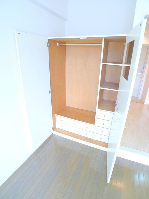 物件内観写真21　(収納)