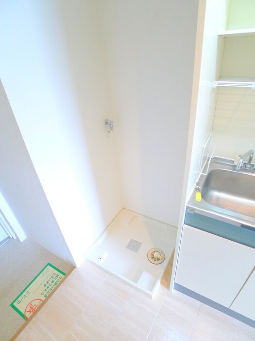 物件内観写真22　(洗濯機置場)