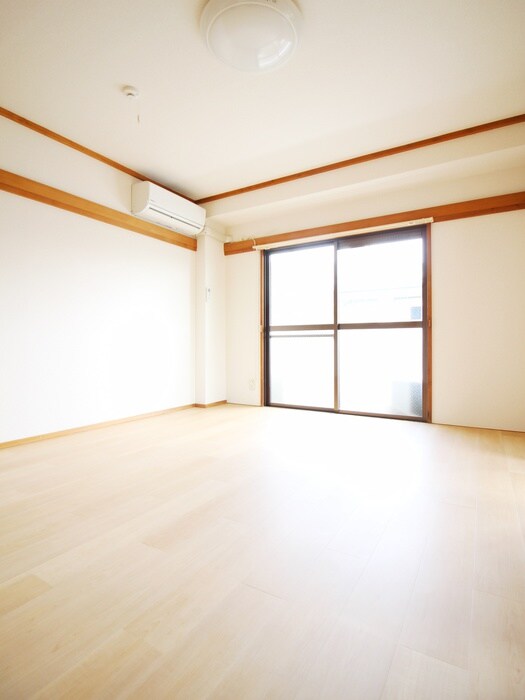 物件内観写真14　(居室)