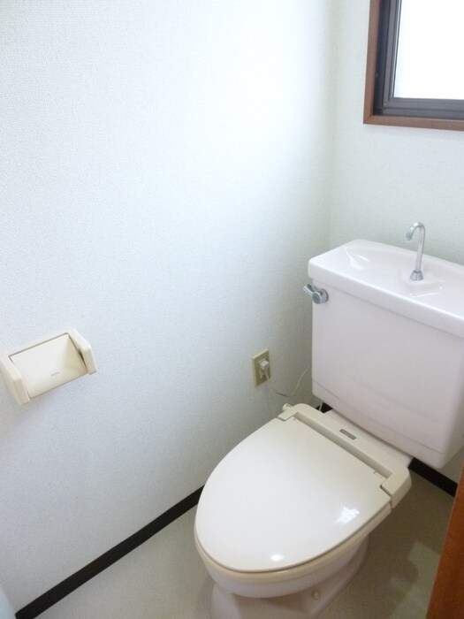 物件内観写真14　(トイレ)