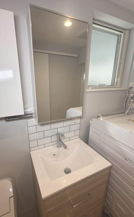 物件内観写真11　(洗面)