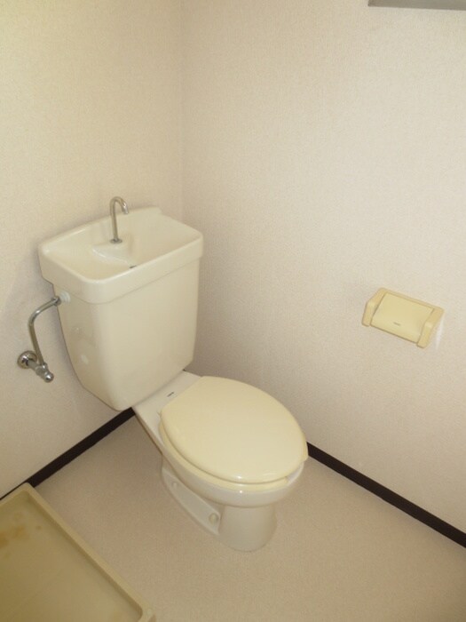 物件内観写真8　(トイレ)