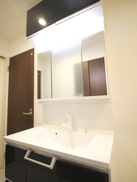 物件内観写真11　(洗面)