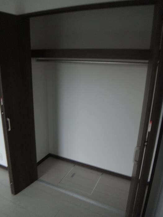 物件内観写真13　(収納)