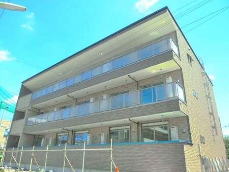 シュトラール赤堤外観写真