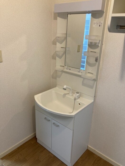 物件内観写真5　(洗面)