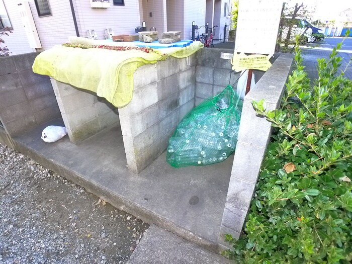 物件外観写真4　(建物設備)