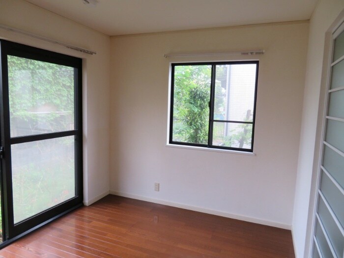 物件内観写真10　(内観写真)