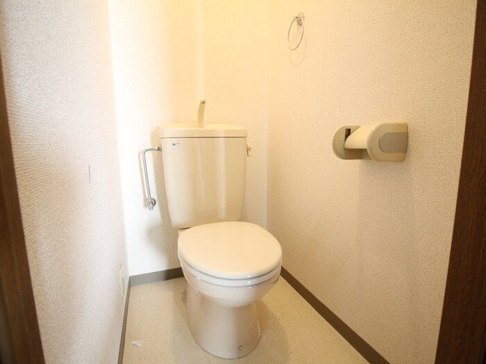 物件内観写真13　(トイレ)