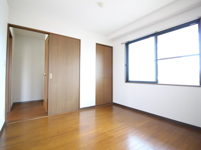 物件内観写真15　(居室)