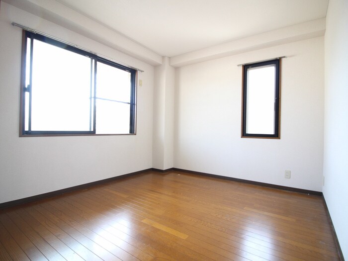 物件内観写真18　(居室)