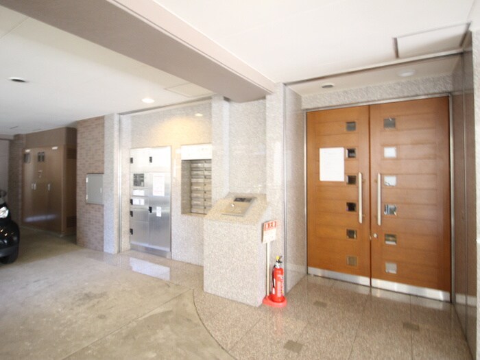 物件外観写真4　(建物設備)