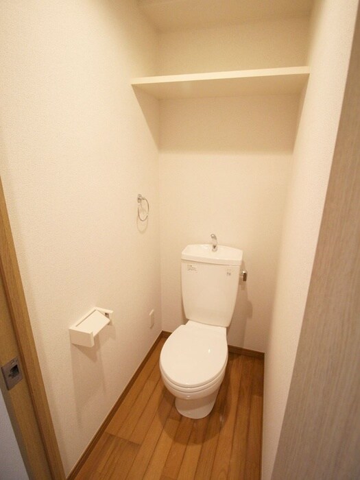 物件内観写真13　(トイレ)