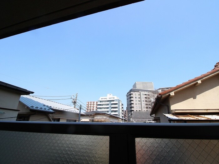 物件内観写真16　(室内からの展望)