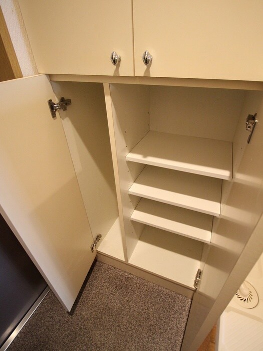 物件内観写真17　(靴箱)