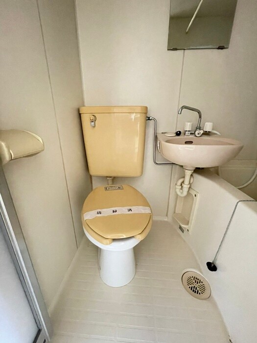 物件内観写真12　(トイレ)