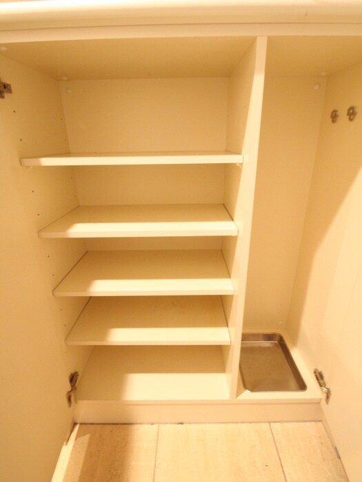 物件内観写真17　(靴箱)