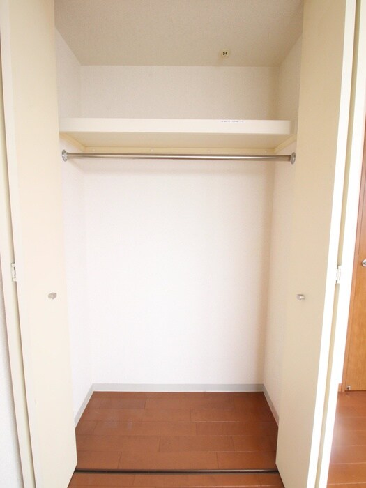 物件内観写真18　(収納)
