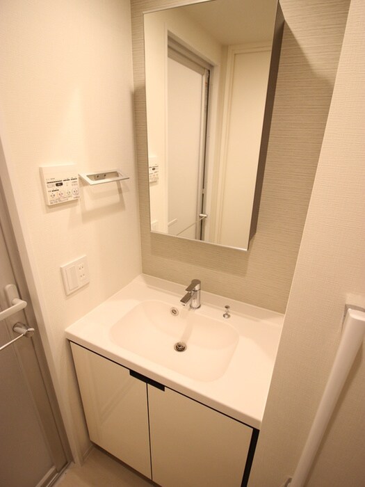 物件内観写真12　(洗面)