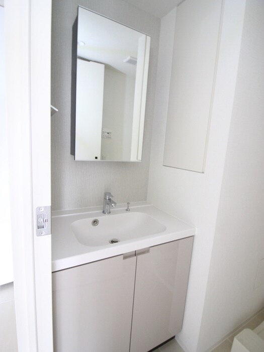 物件内観写真12　(洗面)