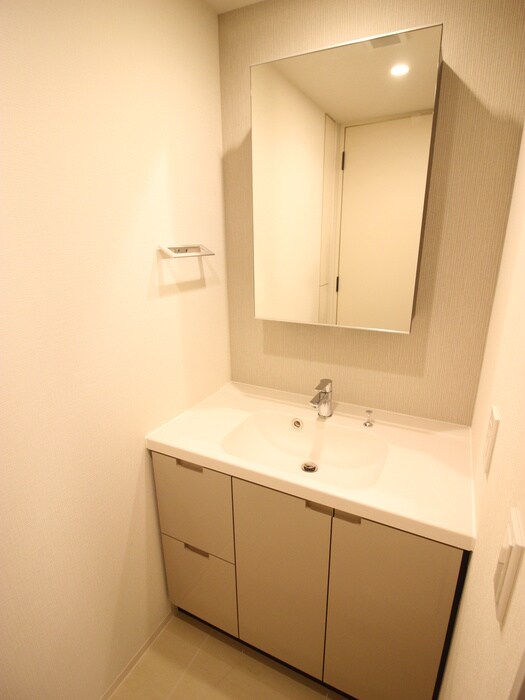 物件内観写真12　(洗面)