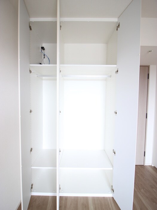 物件内観写真13　(収納)