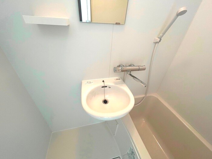 物件内観写真19　(洗面)