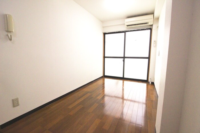 物件内観写真13　(居室)