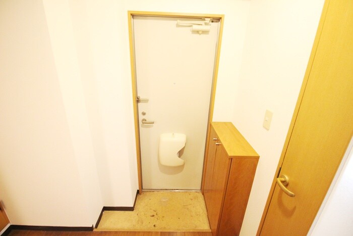 物件内観写真17　(玄関)