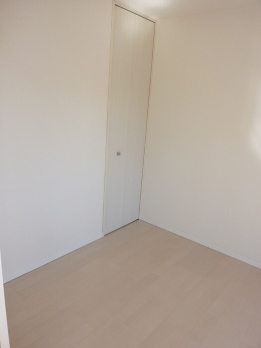 物件内観写真15　(居室)
