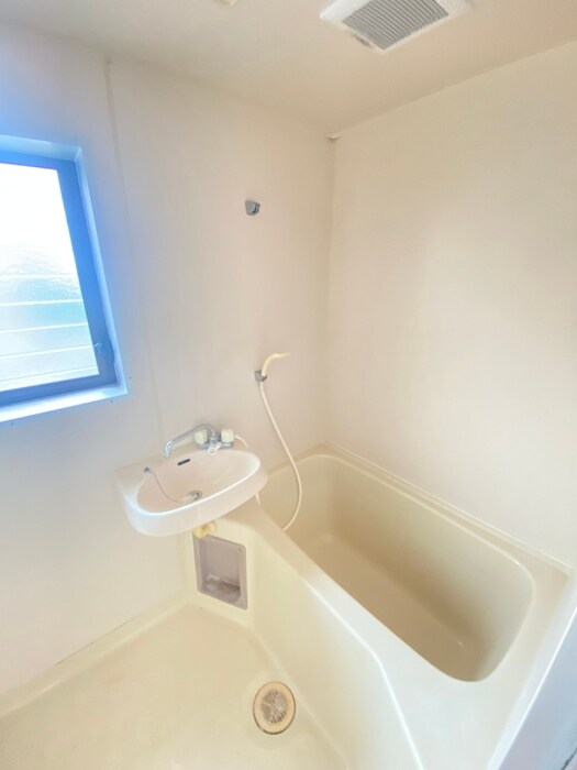 物件内観写真12　(バス／シャワールーム等)