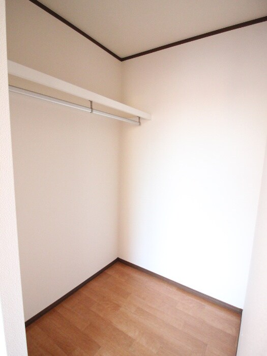 物件内観写真9　(収納)