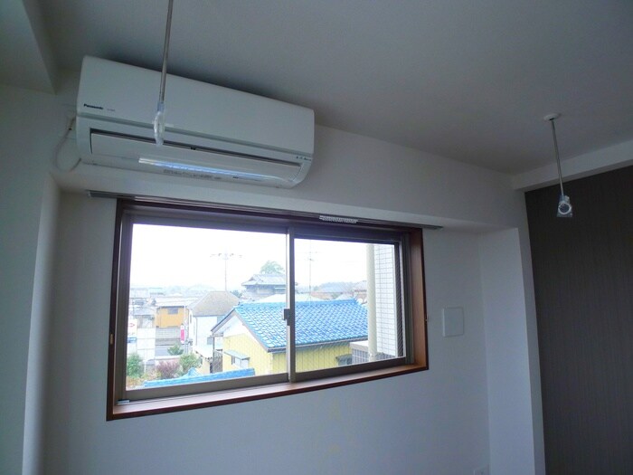 物件内観写真19　(室内からの展望)