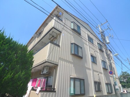 サンハイツ浦和２番館外観写真