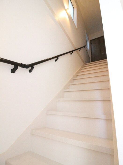 物件内観写真19　(廊下)