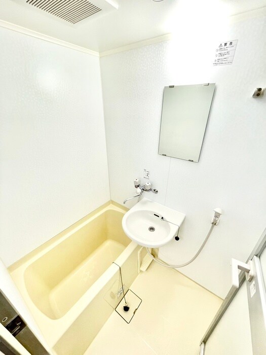 物件内観写真12　(バス／シャワールーム等)