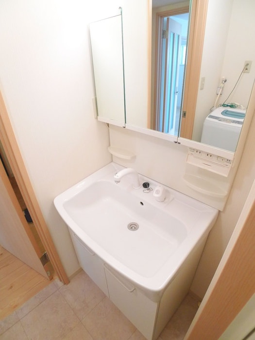 物件内観写真12　(洗面)